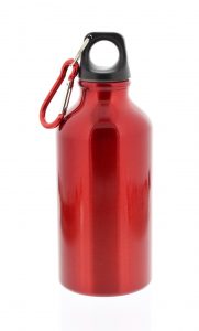 Tienda de botellas de agua. Botellas de agua reutilizables.
